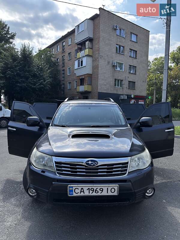 Subaru Forester (2010)