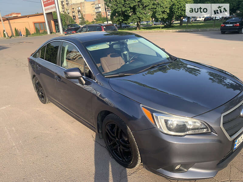 Subaru Legacy (2015)