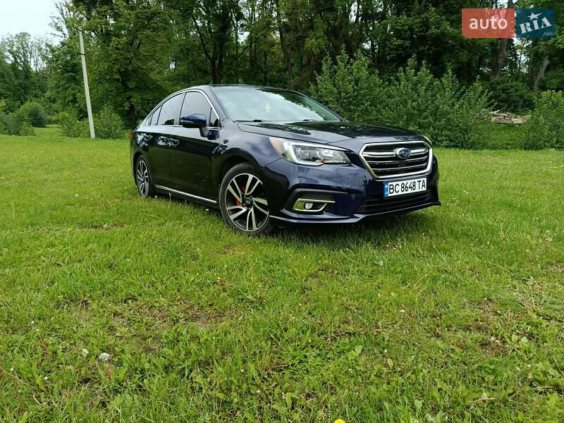 Subaru Legacy (2017)