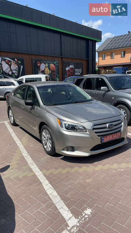 Subaru Legacy (2015)