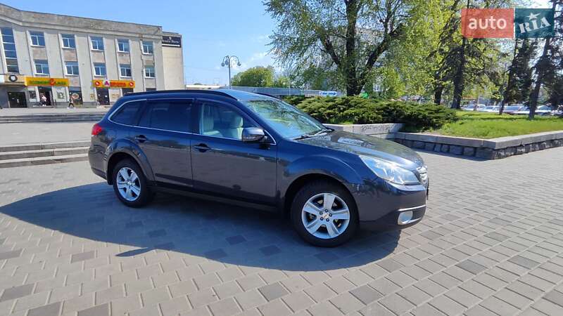 Subaru Outback (2011)