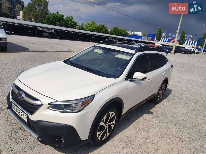 Subaru Outback (2021)