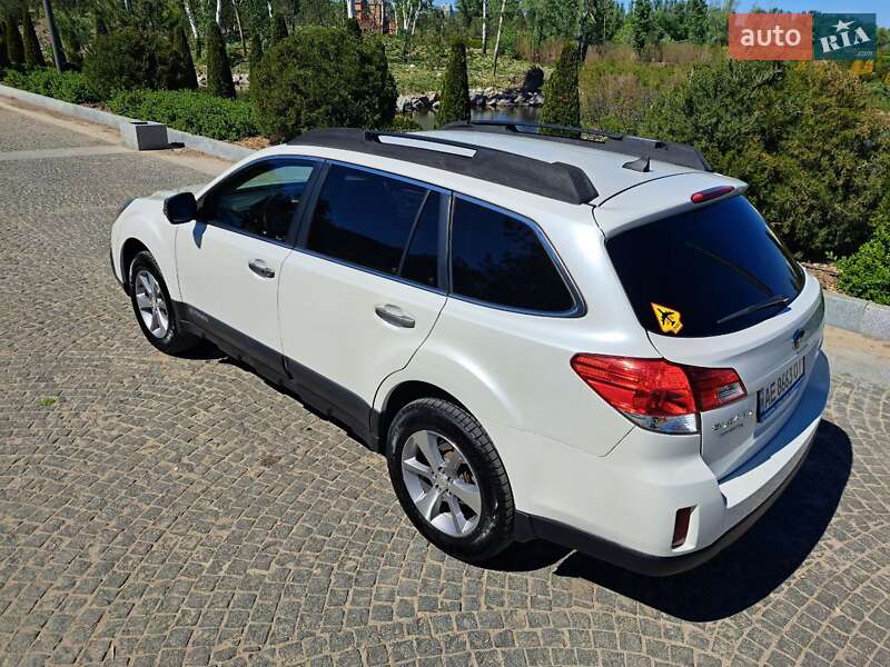 Subaru Outback (2013)