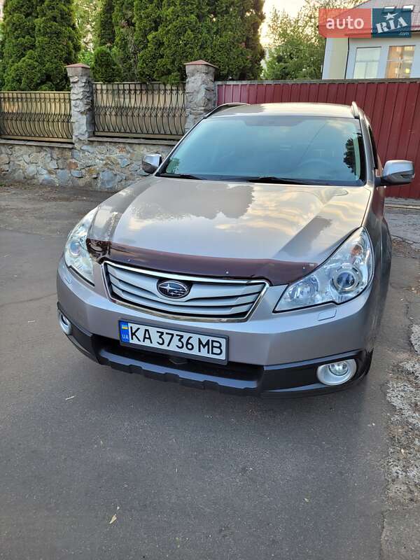Subaru Outback (2011)