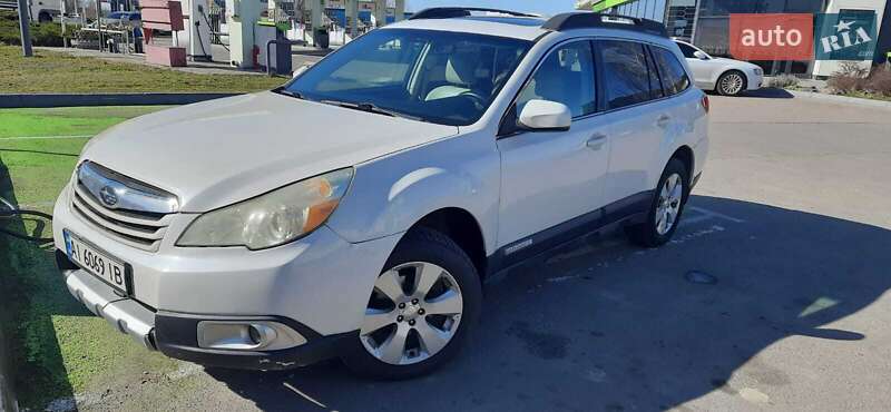 Subaru Outback (2011)