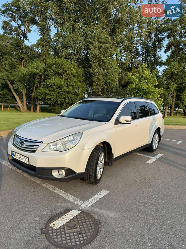 Subaru Outback (2011)