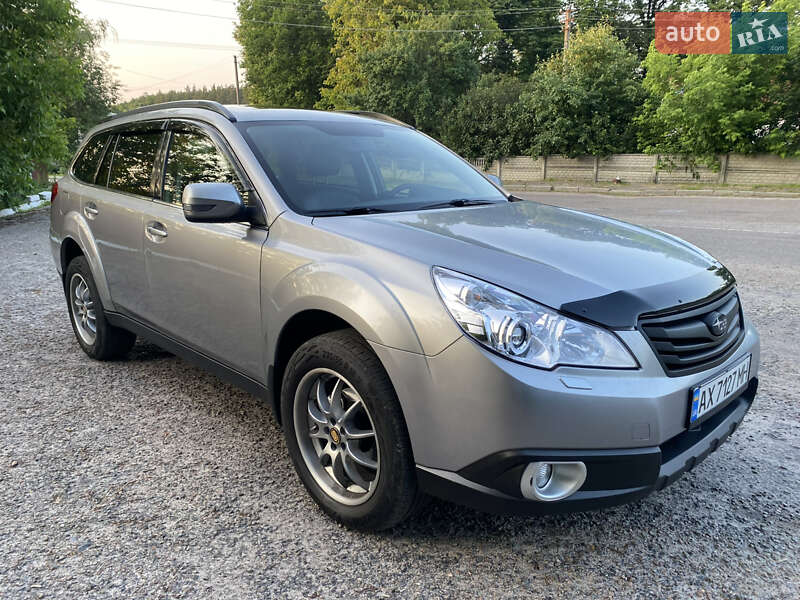 Subaru Outback (2011)