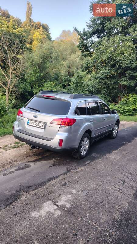 Subaru Outback (2012)