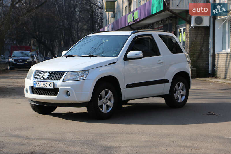 Suzuki Grand vitara (2010)