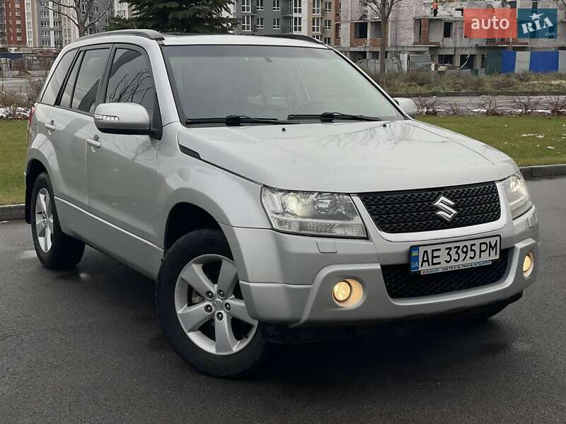 Suzuki Grand vitara (2008)