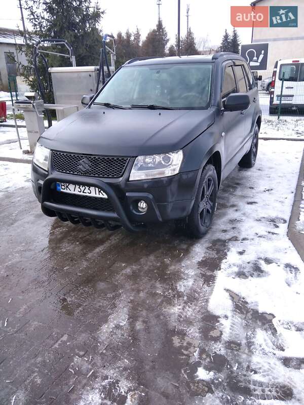 Suzuki Grand vitara (2006)