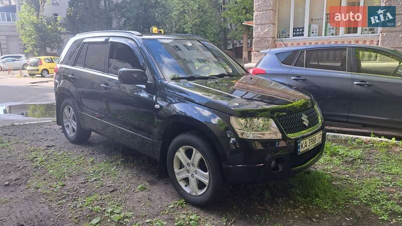 Suzuki Grand vitara (2008)