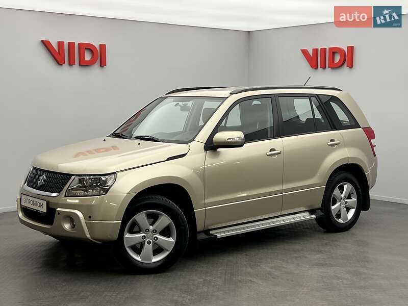 Suzuki Grand vitara (2010)