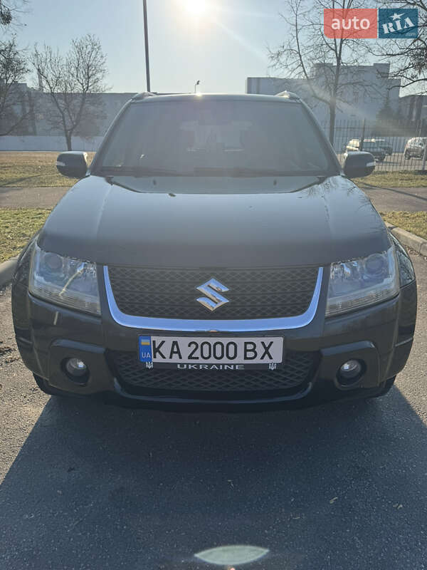 Suzuki Grand vitara (2008)