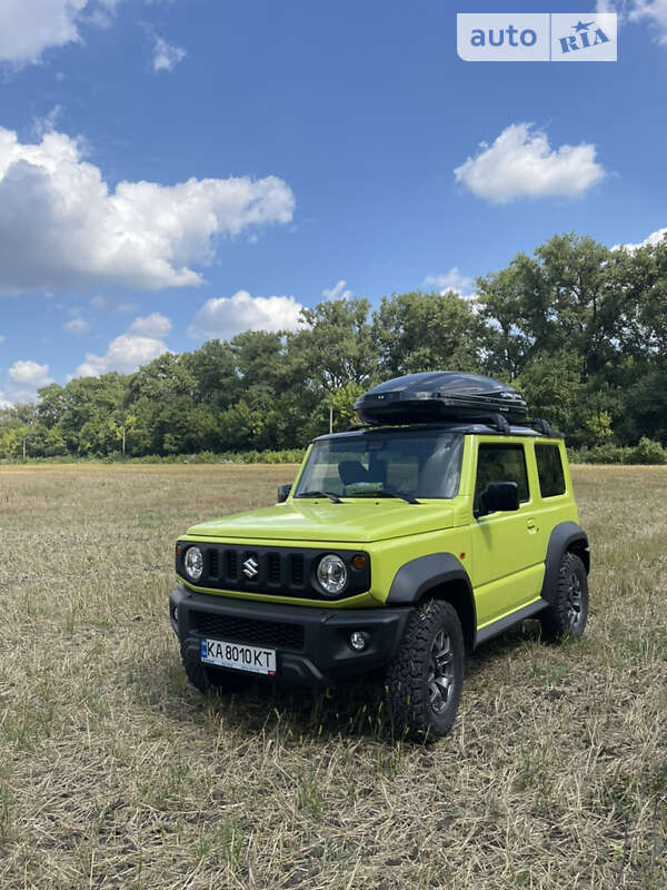 Suzuki Jimny (2023)