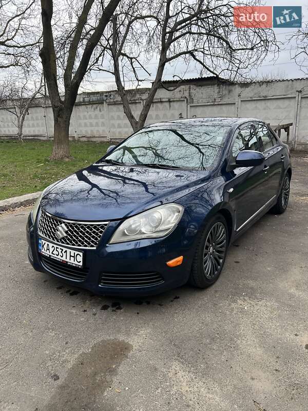 Suzuki Kizashi (2012)