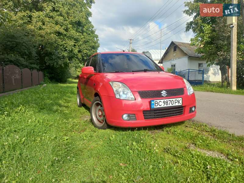 Suzuki Swift (2005)