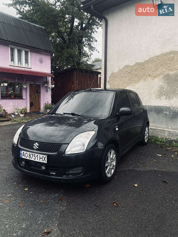 Suzuki Swift (2009)