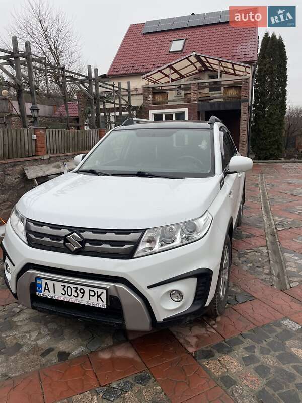 Suzuki Vitara (2016)