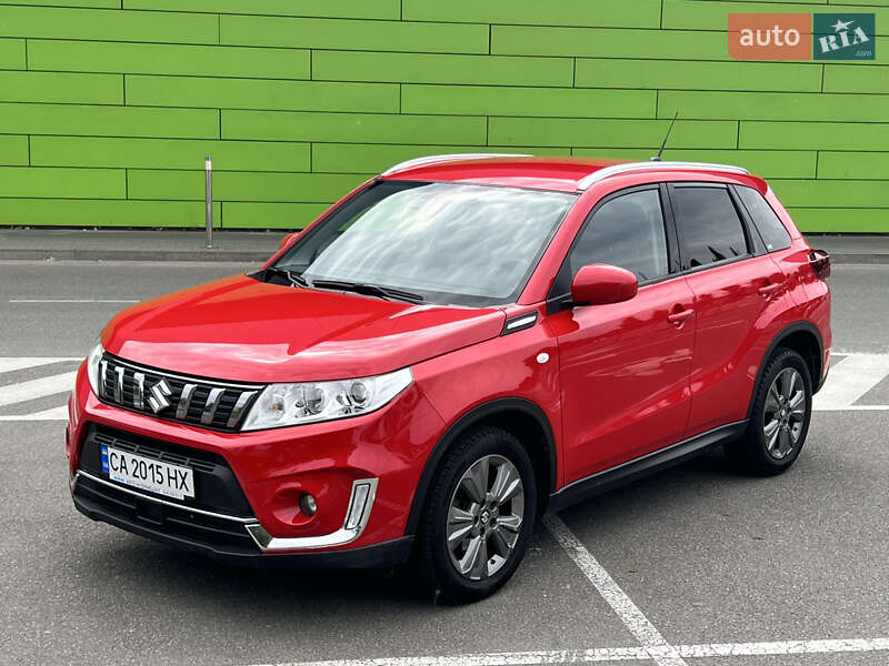 Suzuki Vitara (2020)