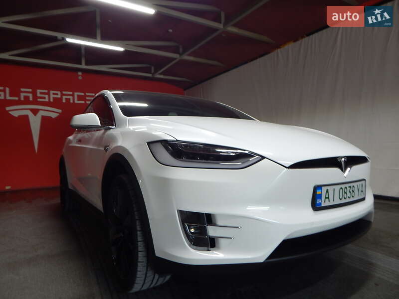 Tesla Model x (2018)