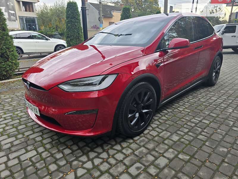 Tesla Model x (2022)