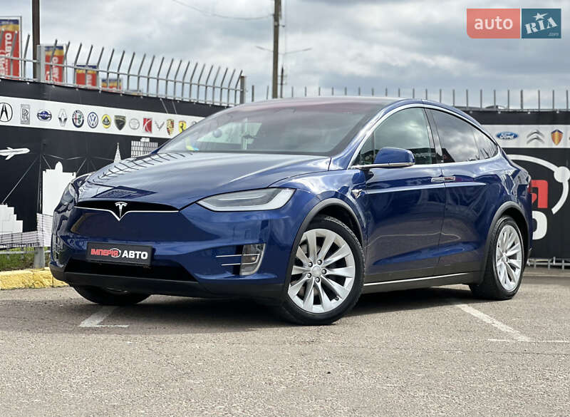 Tesla Model x (2018)
