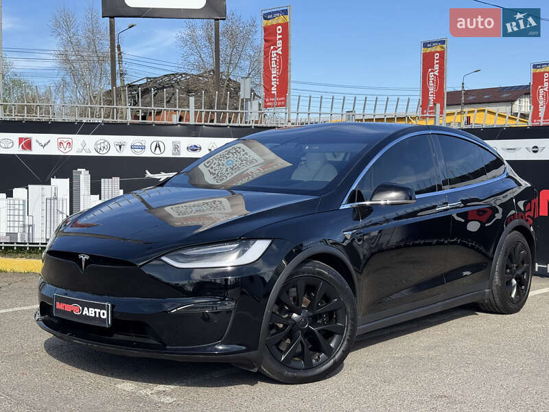 Tesla Model x (2022)