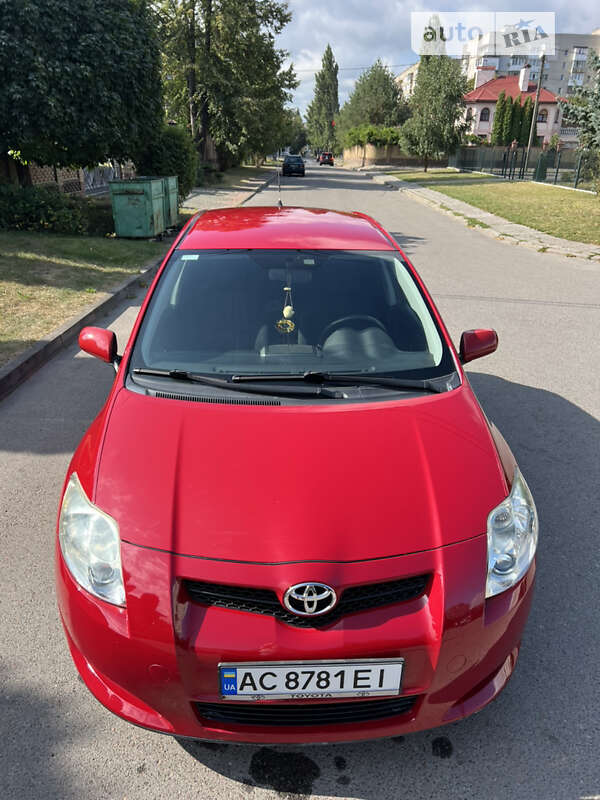 Toyota Auris (2008)
