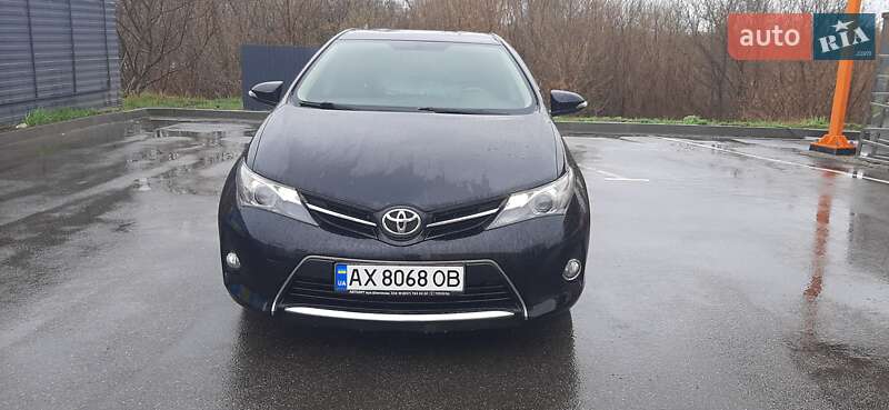 Toyota Auris (2013)