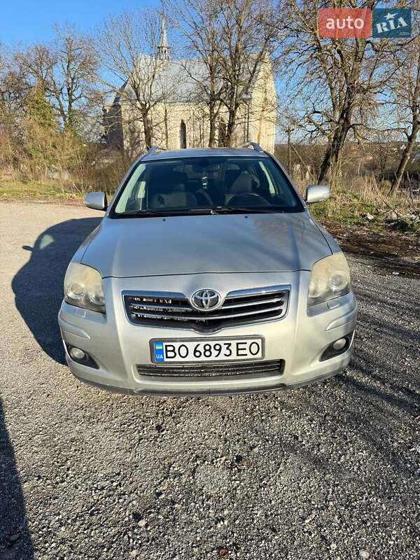 Toyota Avensis (2006)