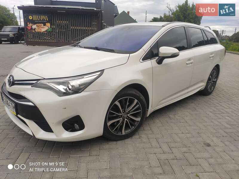 Toyota Avensis (2016)