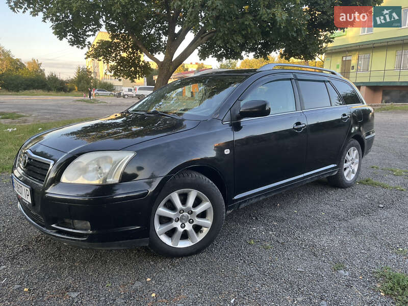 Toyota Avensis (2005)