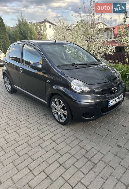 Toyota Aygo (2011)