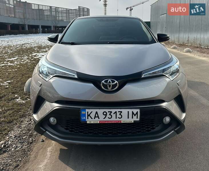 Toyota C-hr (2016)