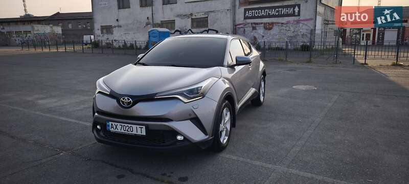 Toyota C-hr (2017)