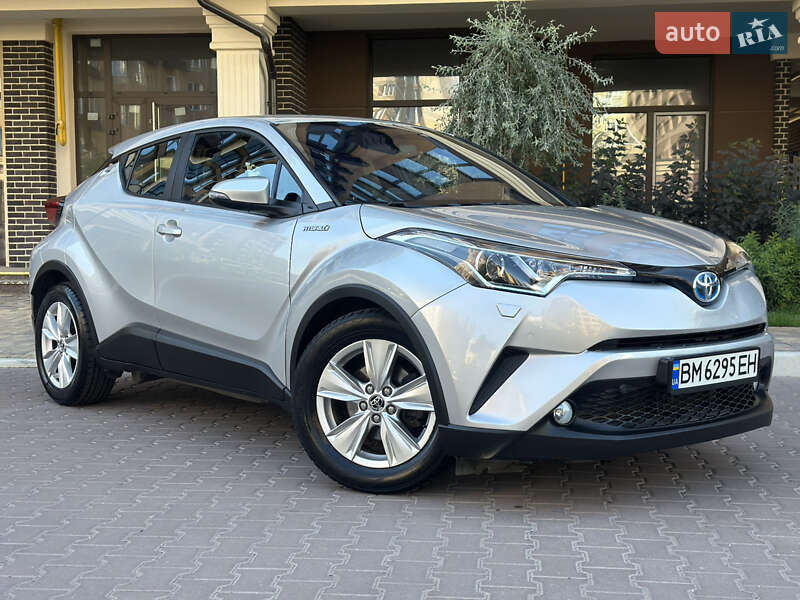 Toyota C-hr (2017)