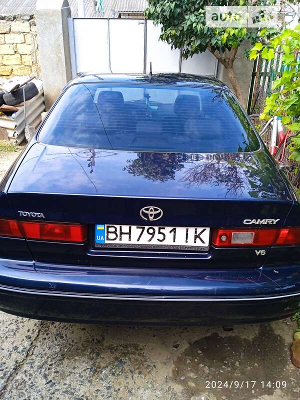 Toyota Camry (1996)