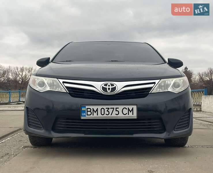 Toyota Camry (2013)