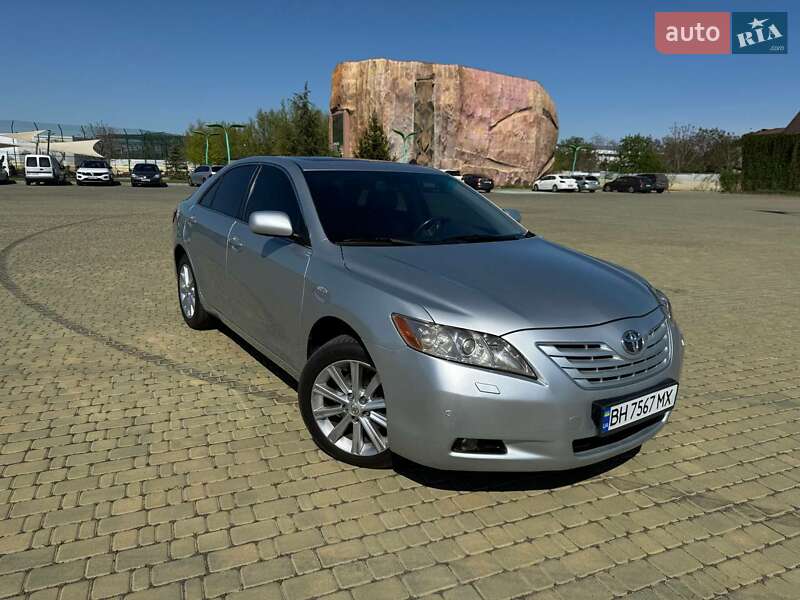 Toyota Camry (2007)