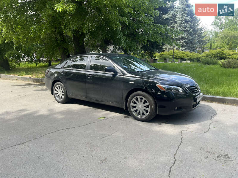 Toyota Camry (2008)