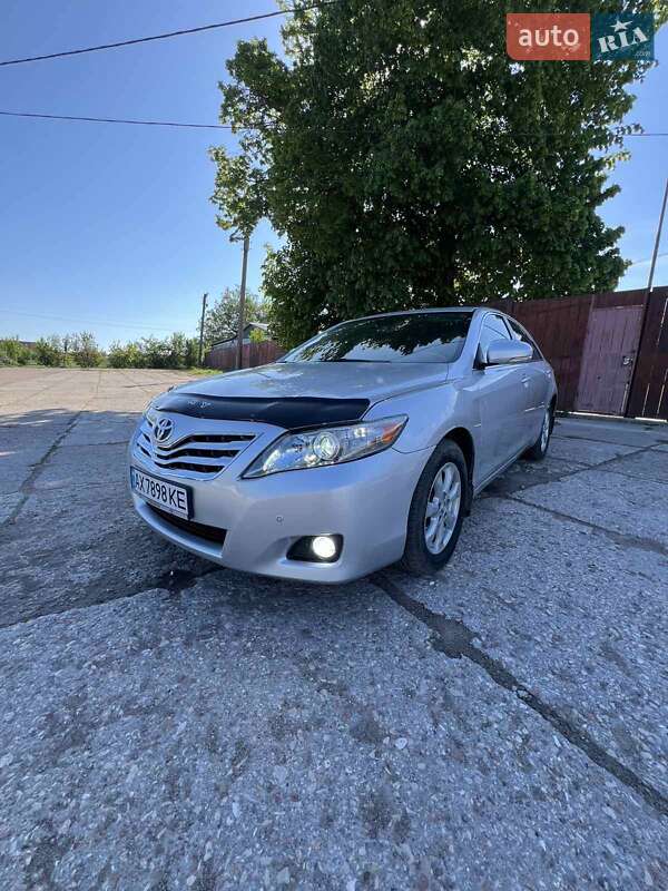 Toyota Camry (2009)