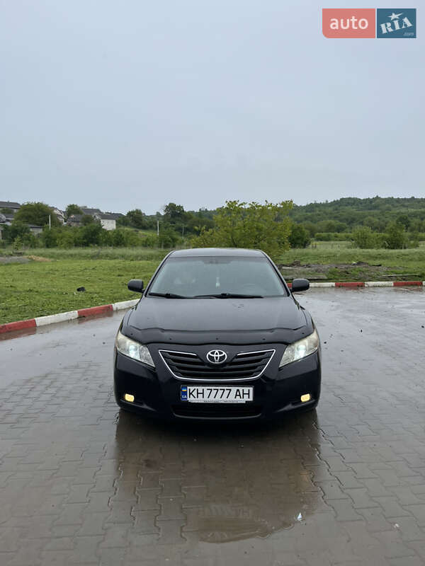 Toyota Camry (2008)