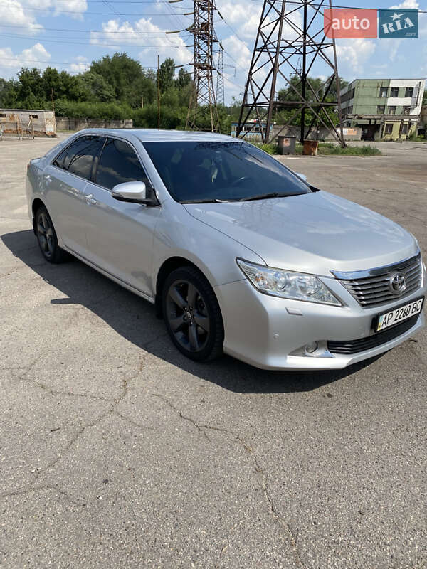 Toyota Camry (2011)