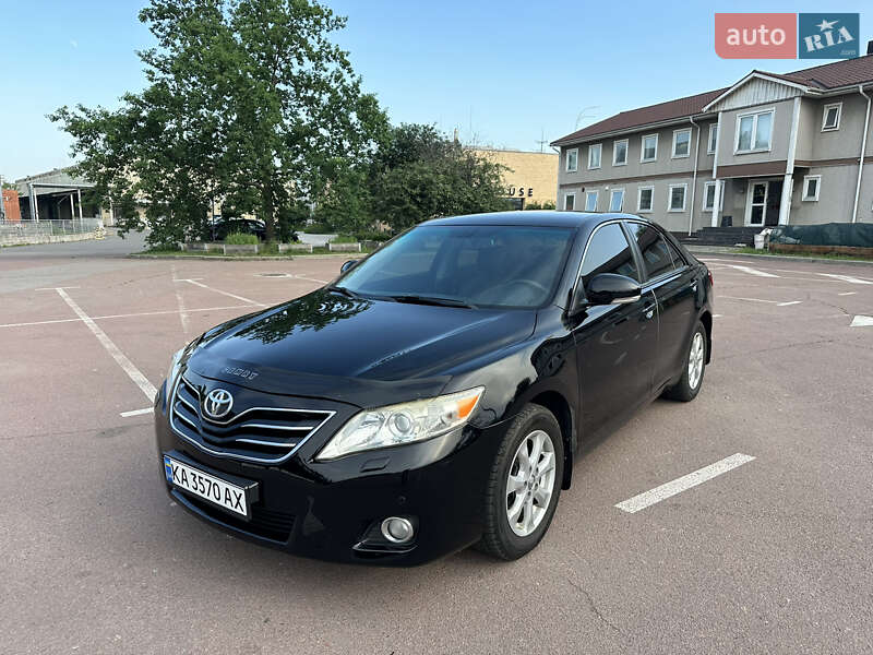 Toyota Camry (2009)