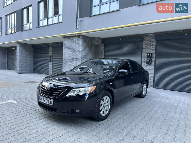Toyota Camry (2007)