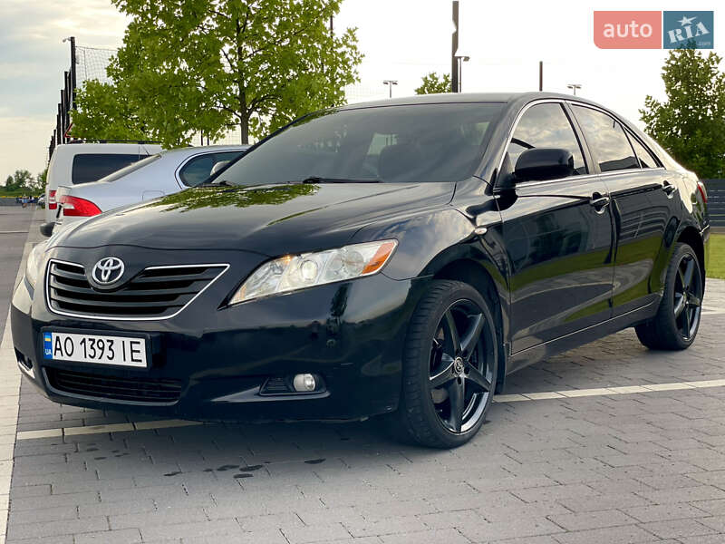 Toyota Camry (2007)