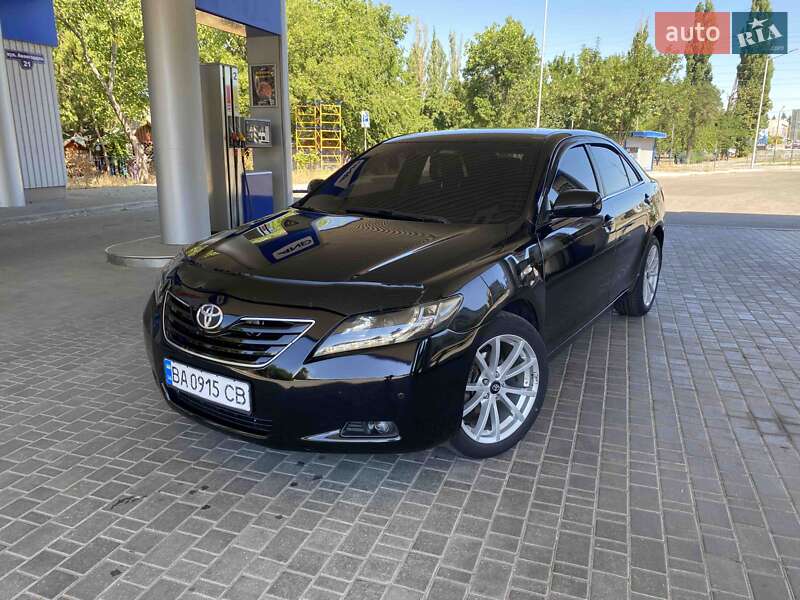 Toyota Camry (2008)