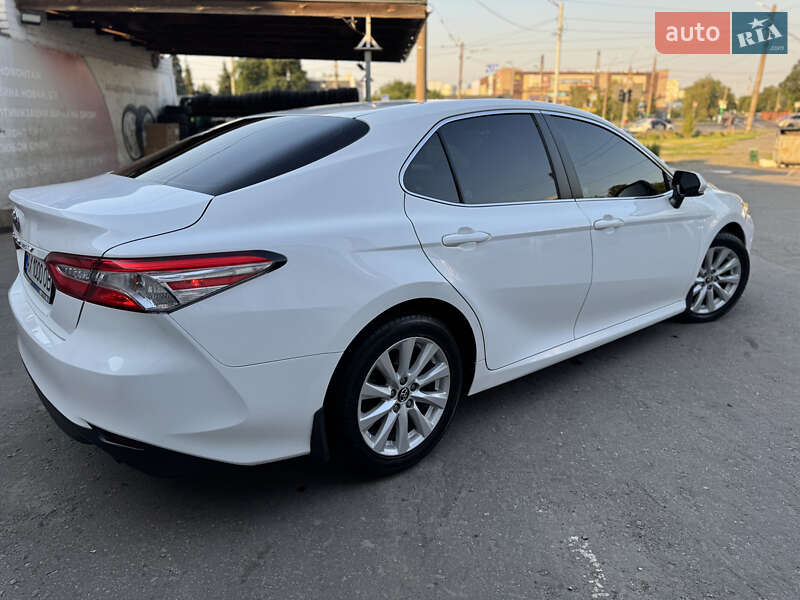 Toyota Camry (2018)