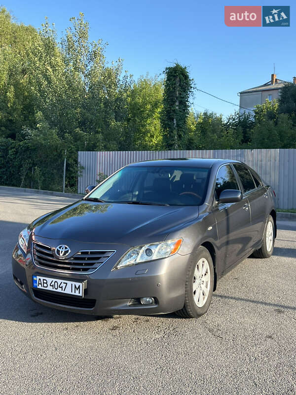 Toyota Camry (2008)